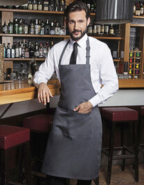 Latzschürze Basic mit Tasche und Schnalle